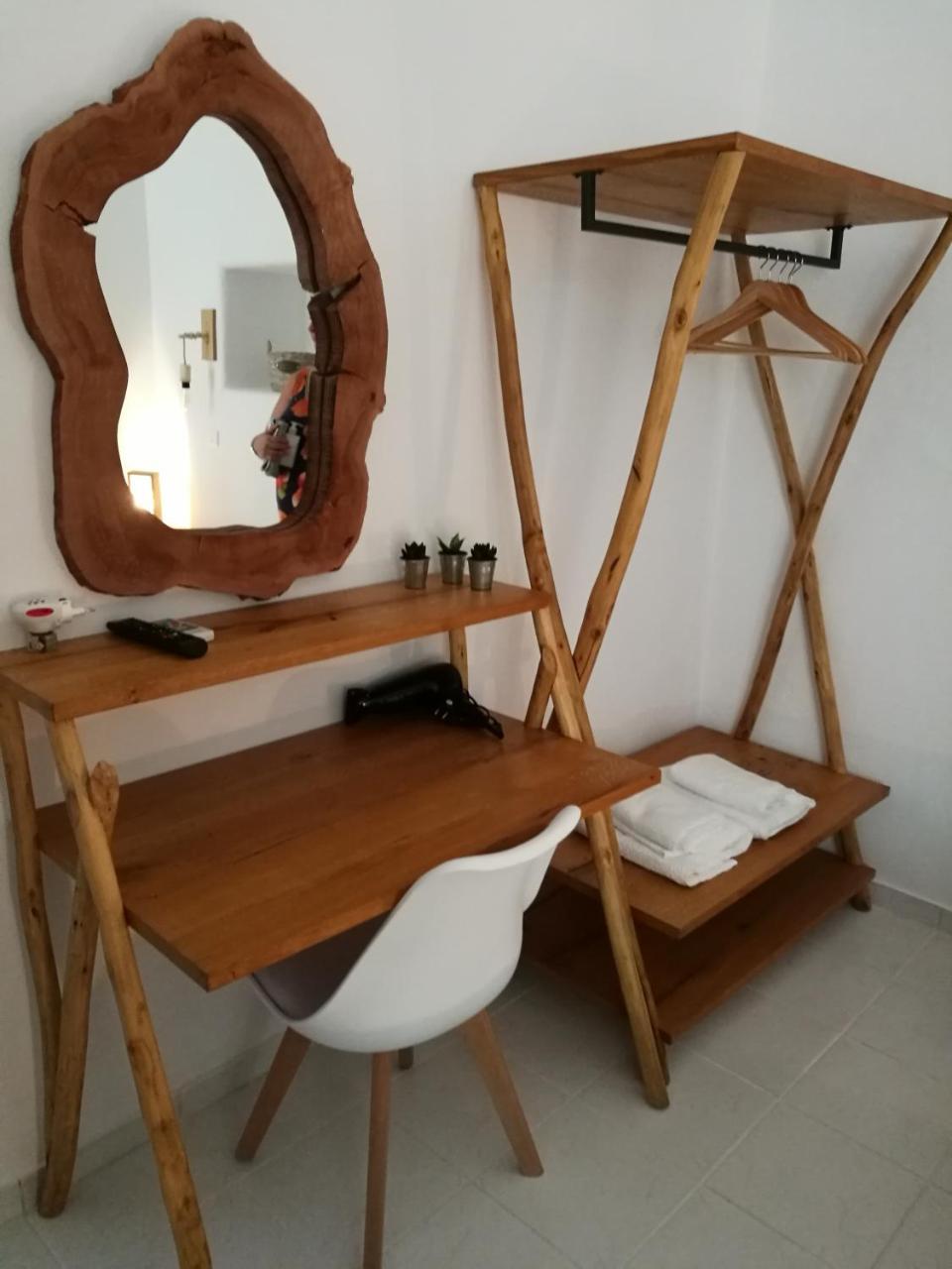 Gerania Milos Apartment Adamantas  Exterior photo
