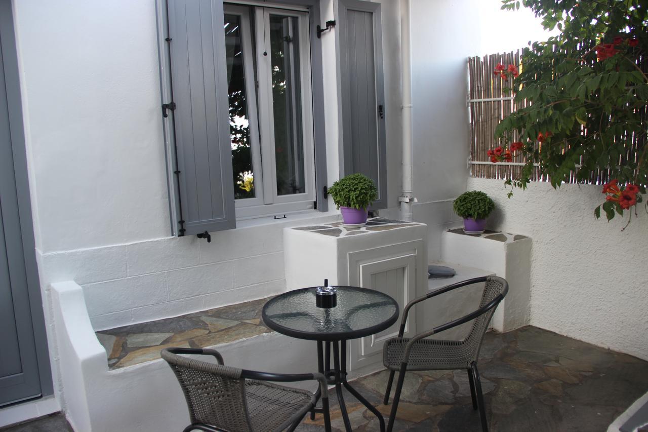 Gerania Milos Apartment Adamantas  Exterior photo